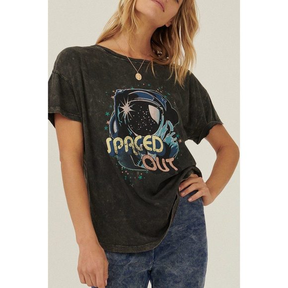 A Mineral Washed Graphic T-shirt - Picture 4 of 6